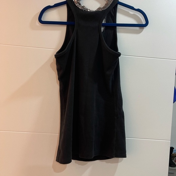 Very elegant Italian T-shirt in black and Rose Gold No Tags never used - Picture 2 of 3